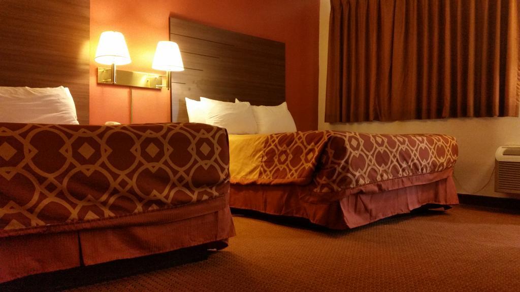 American Inn Of Liberal Kültér fotó